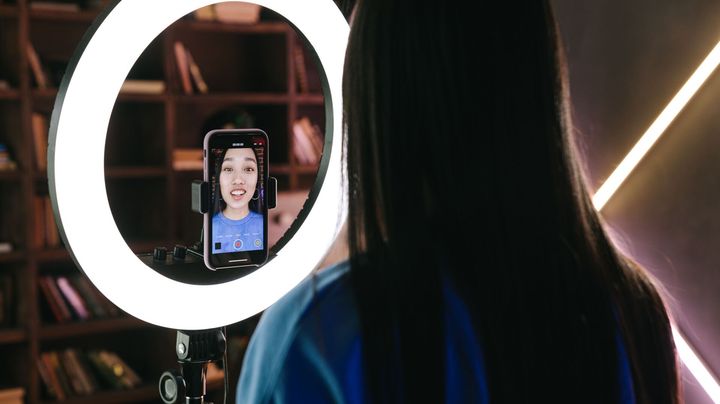 Building a Creator Career on Instagram and Facebook: What Audiences Want Beyond Beautiful Content