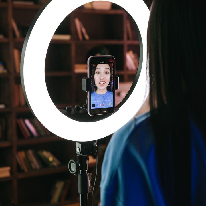 Building a Creator Career on Instagram and Facebook: What Audiences Want Beyond Beautiful Content
