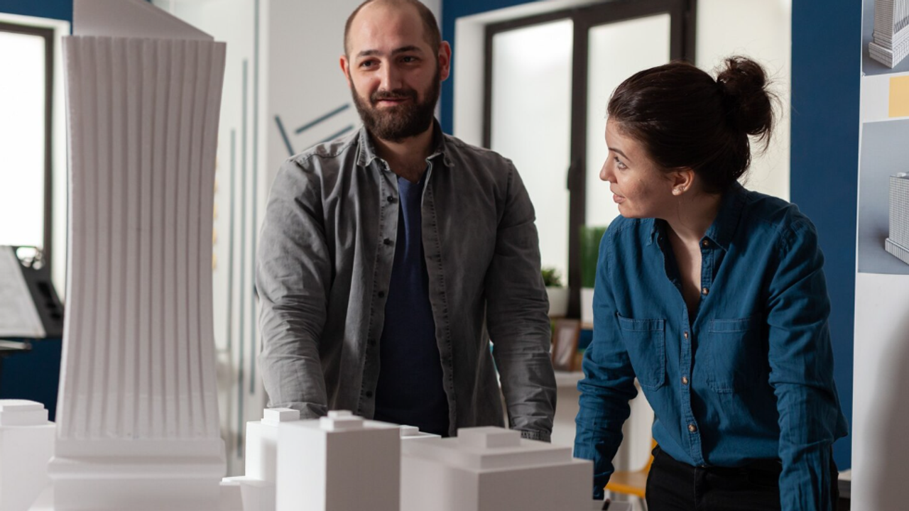 The Right-Sized Company: How Choosing Not to Scale Can Be a Strategy