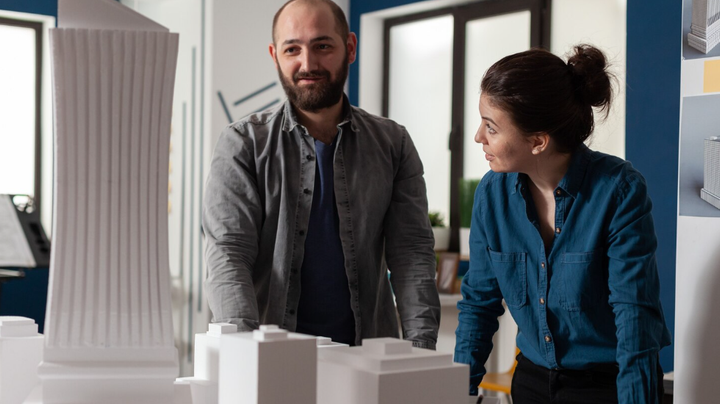 The Right-Sized Company: How Choosing Not to Scale Can Be a Strategy