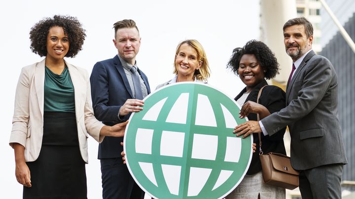 Global Teams and Time Zones: How to Divide the Workday