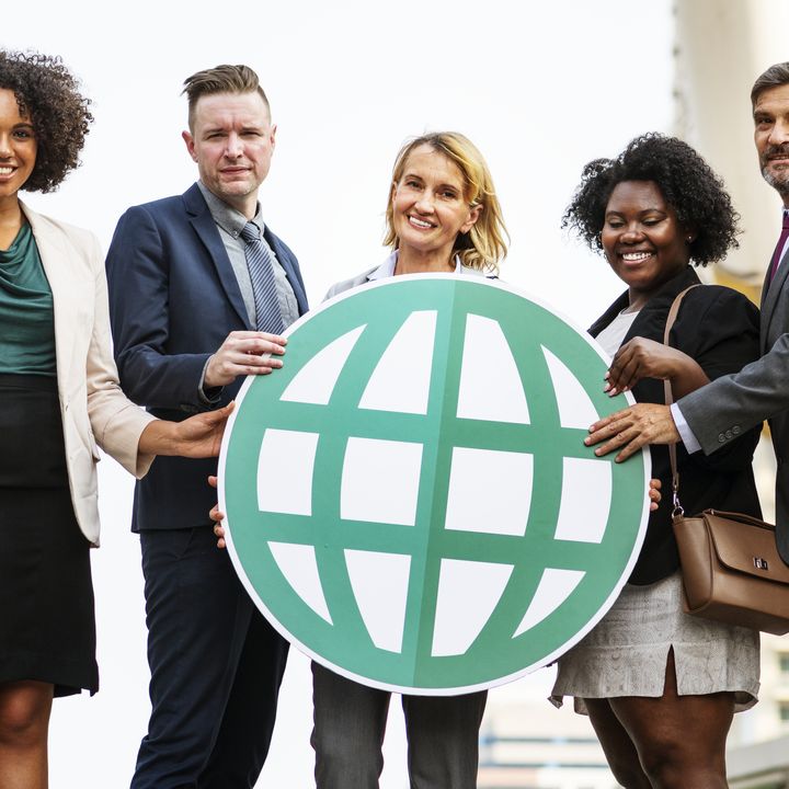 Global Teams and Time Zones: How to Divide the Workday